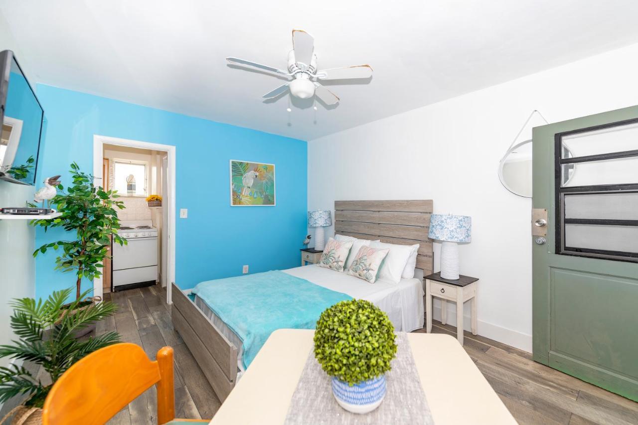 Tropic Isle Hotel & Apartment ฮอลลีวูด ภายนอก รูปภาพ
