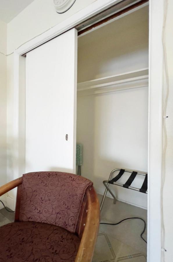 Tropic Isle Hotel & Apartment ฮอลลีวูด ภายนอก รูปภาพ