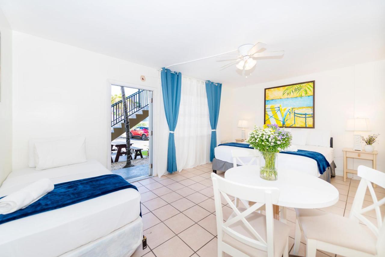 Tropic Isle Hotel & Apartment ฮอลลีวูด ภายนอก รูปภาพ